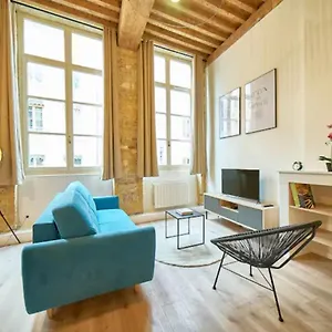  Appartement Le Chartreux -canut Lyonnais -croix Rousse France