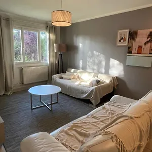  Appartement Le T3 - Situe Au Calme A Manissieux Proche Eurexpo & Groupama Stadium France